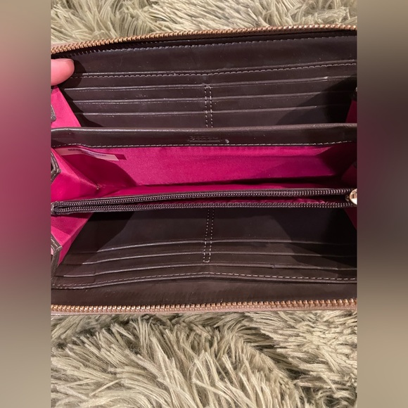 Coach Peyton Tattersall File Plaid Zip Around Wallet. Off White, Pink,Gold Tones - Picture 2 of 16